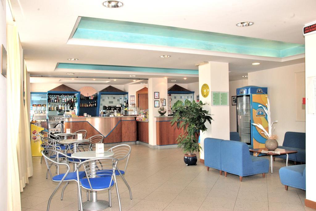 Tourist Residence San Benedetto del Tronto Bagian luar foto