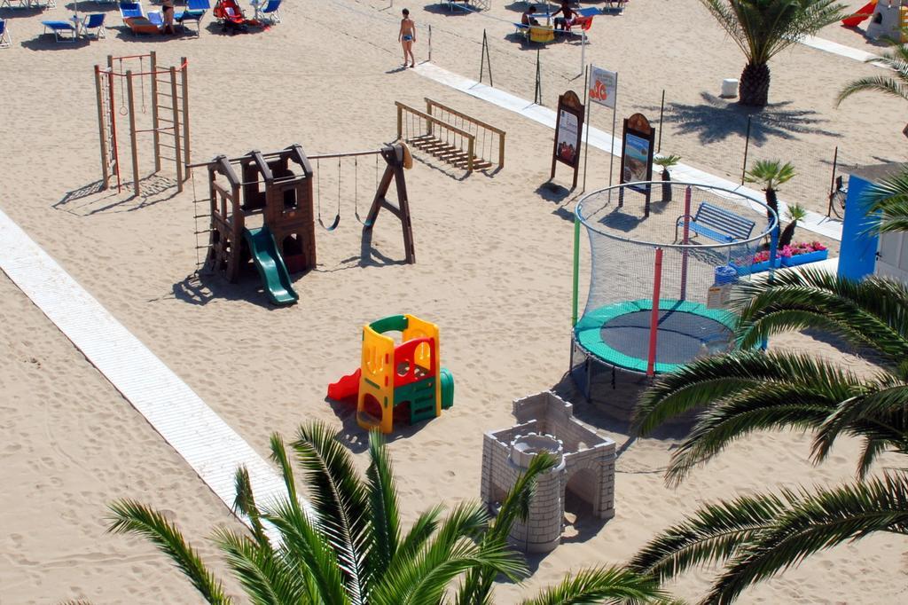 Tourist Residence San Benedetto del Tronto Bagian luar foto